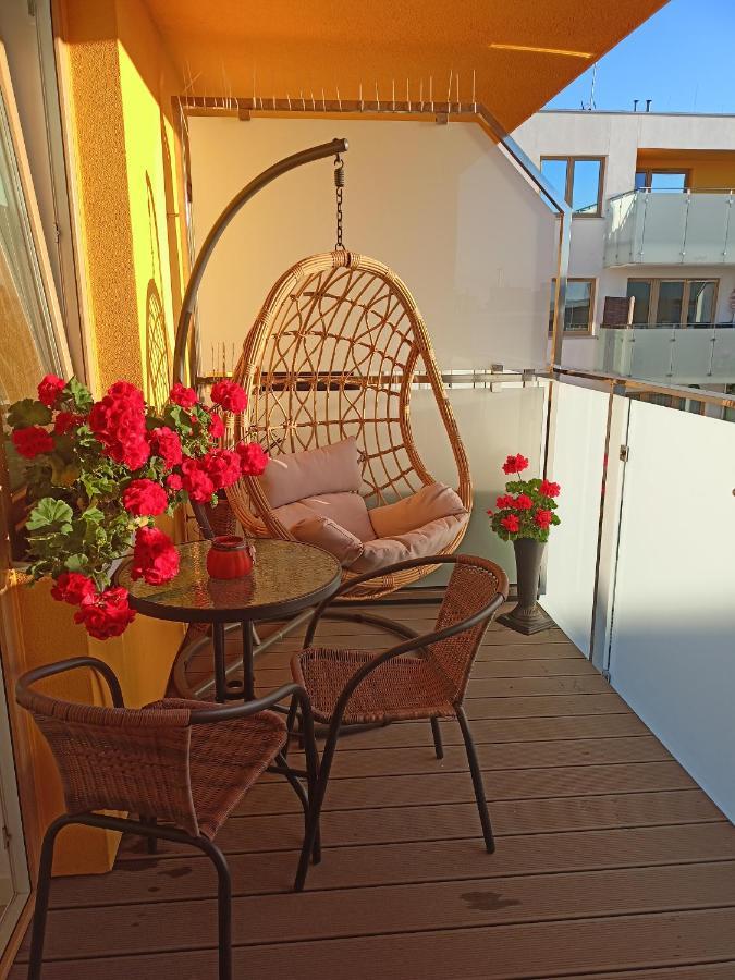 Apartament Fala-Miodowy Dom Kołobrzeg Esterno foto